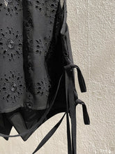 Load image into Gallery viewer, Ann Demeulemeester embroidery waistcoat