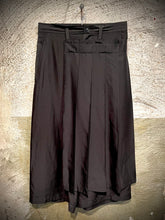 Load image into Gallery viewer, Y&#39;s Yohji Yamamoto half skirt trousers