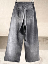 Load image into Gallery viewer, Teurn Studios denim jeans