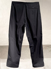 Load image into Gallery viewer, Maharishi trousers