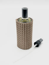 Load image into Gallery viewer, Comme des Garçons - Cologne: Anbar