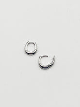 Load image into Gallery viewer, Tom Wood - earrings