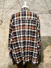 Load image into Gallery viewer, Lauseger shirt