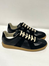 Load image into Gallery viewer, Maison Margiela replica sneaker