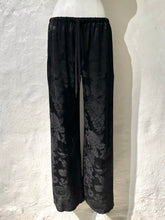 Load image into Gallery viewer, MM6 Maison Margiela floral jacquard trousers