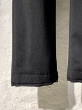 Load image into Gallery viewer, Ann Demeuelemeester cropped cigarette trousers