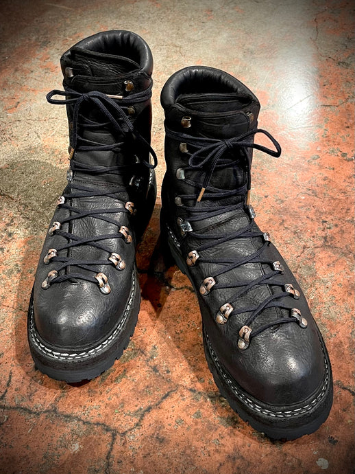 Guidi lace up hiking boots