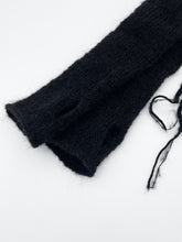 Load image into Gallery viewer, Imaskopi handknitted arm warmers