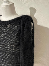 Load image into Gallery viewer, imaskopi knitted vest
