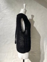 Load image into Gallery viewer, imaskopi knitted vest