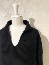 Load image into Gallery viewer, Adnym Atelier knitted pullover