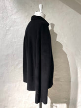 Load image into Gallery viewer, Adnym Atelier knitted pullover