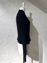 Load image into Gallery viewer, Dries Van Noten snug fit knitted sweater