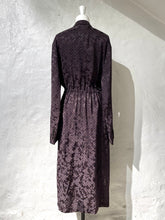 Load image into Gallery viewer, Dries Van Noten satin coat