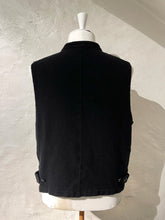 Load image into Gallery viewer, Undercover wool vest