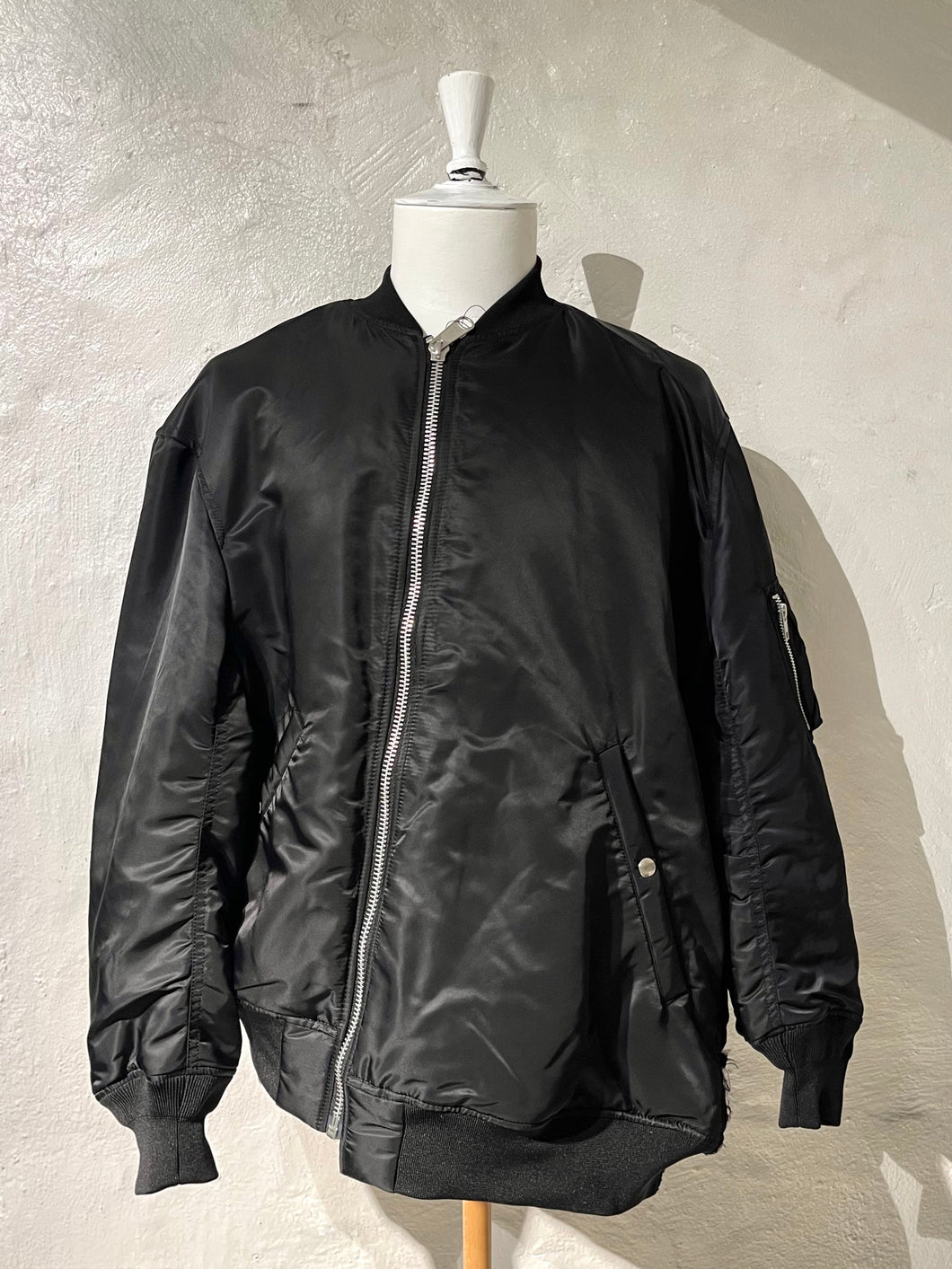 Comme des Garçons BLACK twisted reversible bomber jacket