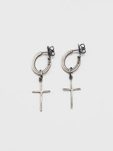 Load image into Gallery viewer, Werkstatt München - hoop stud cross earrings