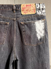 Load image into Gallery viewer, Magliano denim jeans