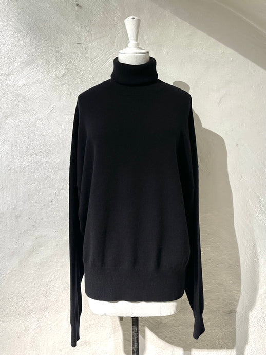 Extreme Cashmere knitted sweater