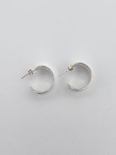 Load image into Gallery viewer, MH 925 - earrings